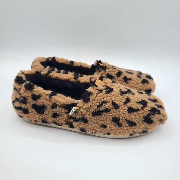 NEW Toms Doe Leopard Fleece Faix Fur Alpargatas NWT - Picture 3 of 5